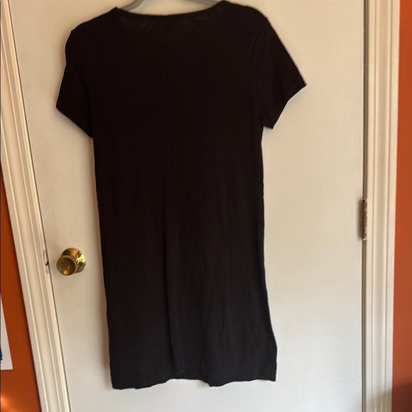 Old Navy Black Midi T-Shirt Dress with Short Sleeves - Picture 3 of 3